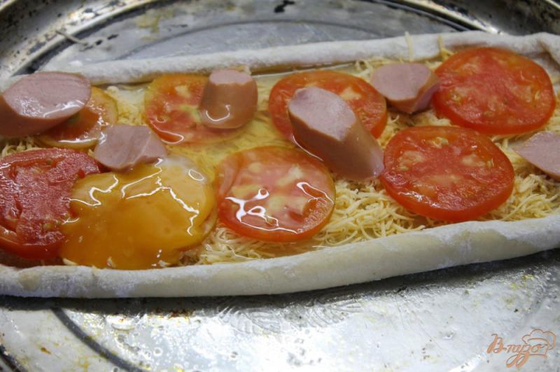 Фото приготовление рецепта: «Пиде» с сыром и помидорами шаг №5
