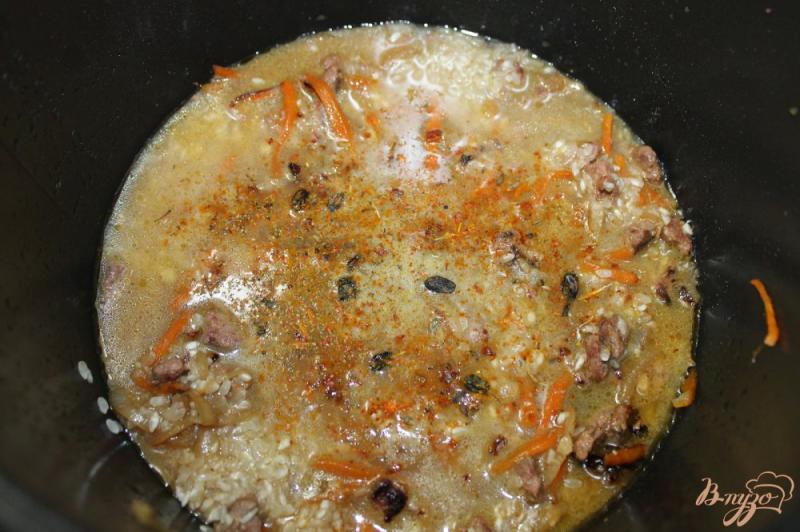 Фото приготовление рецепта: Рис с печенью в мультиварке шаг №3