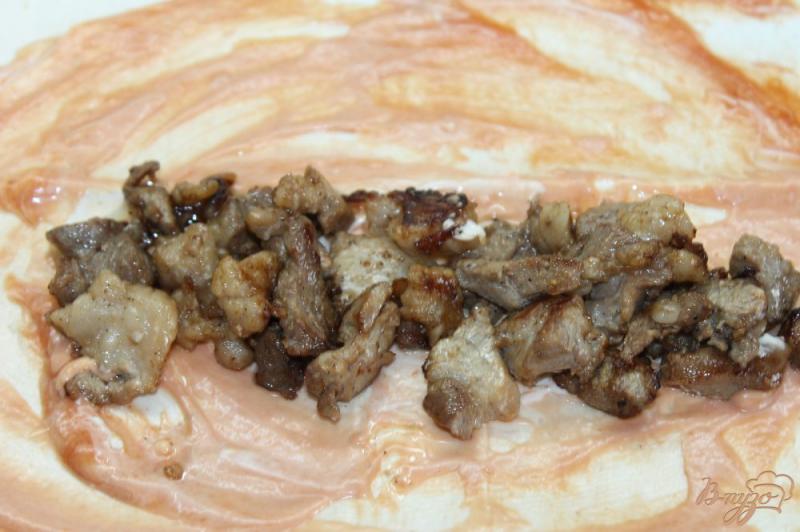 Фото приготовление рецепта: Шаурма со свининой и солеными огурцами шаг №6