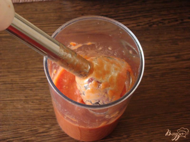 Фото приготовление рецепта: Фрикадельки в томатном соусе с пенне шаг №4