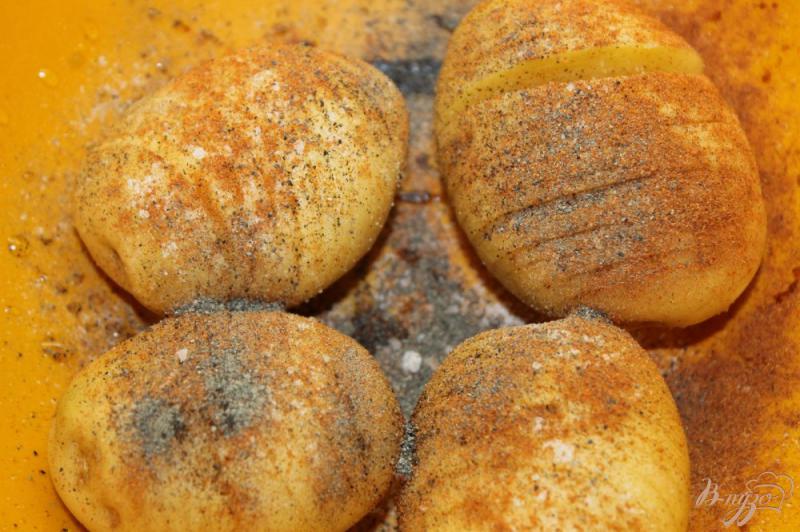 Фото приготовление рецепта: Фаршированный картофель баклажанами и перцем шаг №2