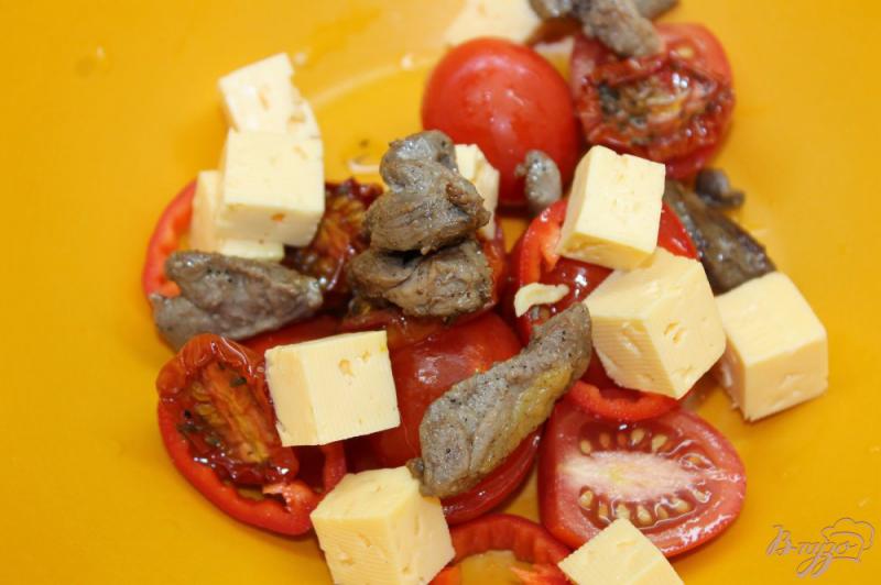Фото приготовление рецепта: Салат с баклажанами и утиной грудкой шаг №7