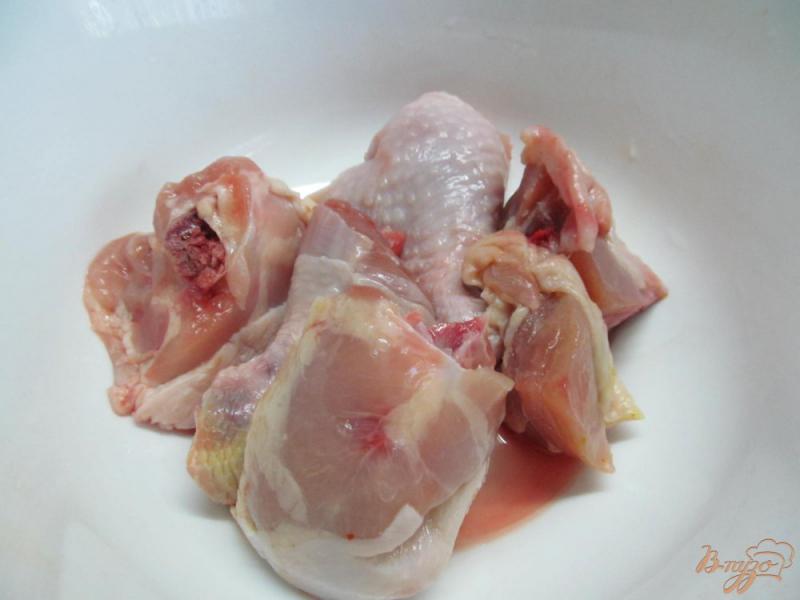 Фото приготовление рецепта: Деревенское блюдо из курицы с картофелем шаг №1