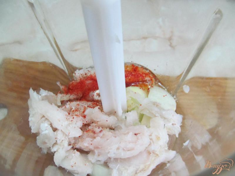 Фото приготовление рецепта: Закуска из рыбных котлет под соусом шаг №2
