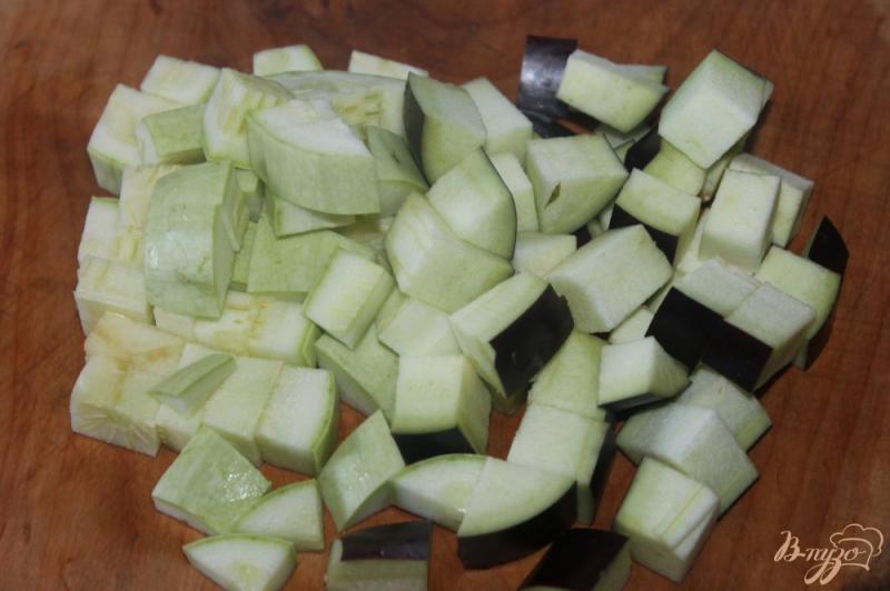 Фото приготовление рецепта: Тушенный картофель с летними овощами шаг №4