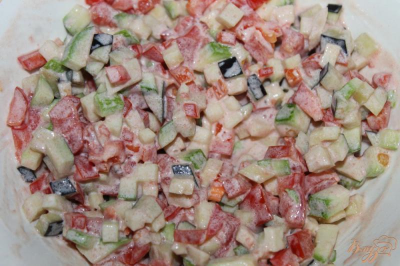 Фото приготовление рецепта: Свиные котлеты с начинкой из летних овощей шаг №4