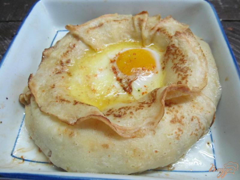 Фото приготовление рецепта: Рулет из блинов с яйцом шаг №6