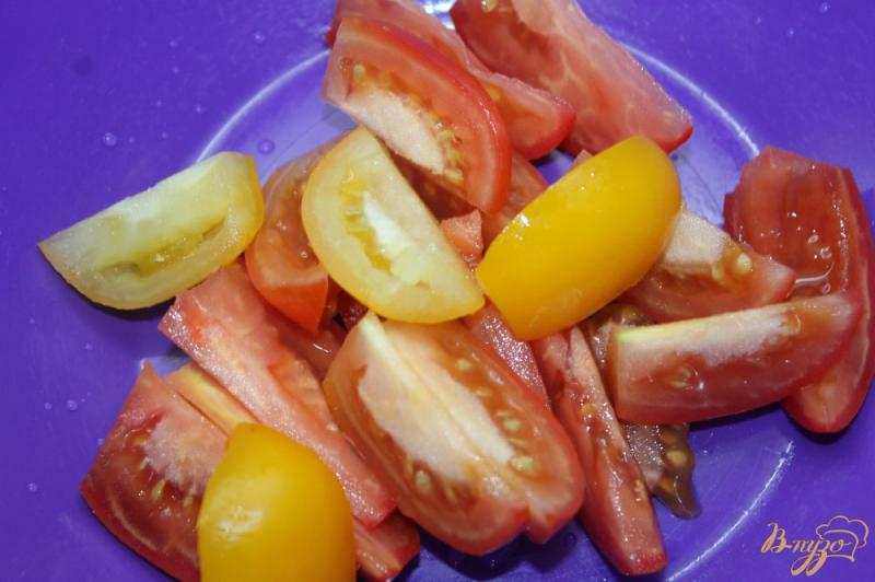 Фото приготовление рецепта: Овощной салат с сыром и яйцом шаг №1