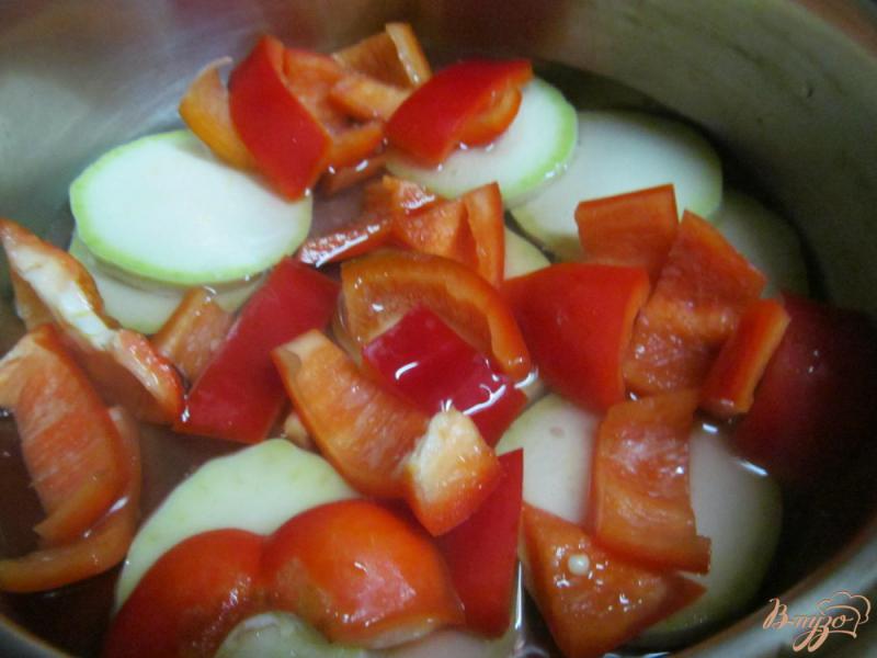Фото приготовление рецепта: Салат из овощей по итальянски шаг №4