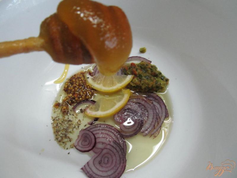 Фото приготовление рецепта: Салат с цветной капустой и кабачком шаг №1