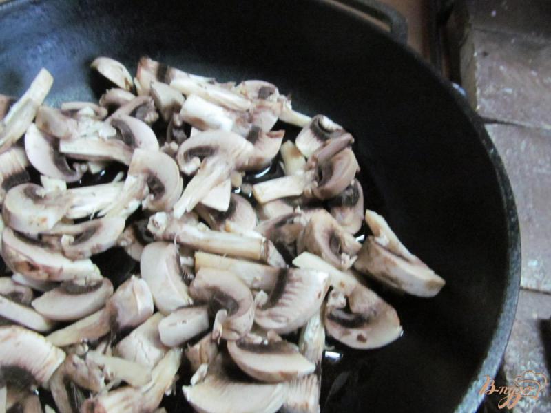 Фото приготовление рецепта: Перец фаршированный грибами шаг №1