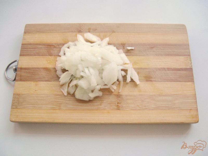 Фото приготовление рецепта: Вешенки жареные с картофелем в сметане шаг №2