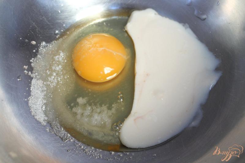 Фото приготовление рецепта: Пирог с яйцом, помидорами и брынзой шаг №1