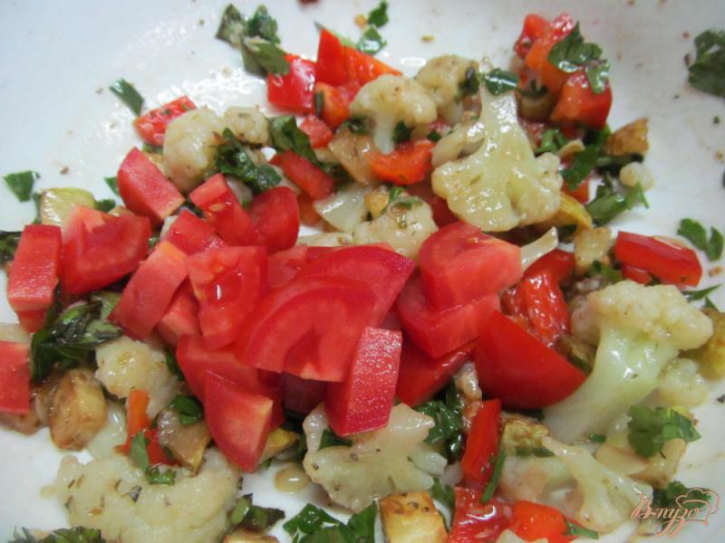 Фото приготовление рецепта: Салат из цветной капусты с беконом и яйцом шаг №5