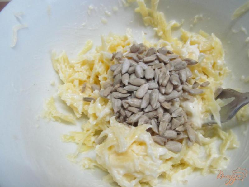 Фото приготовление рецепта: Закуска из баклажана с начинкой шаг №4
