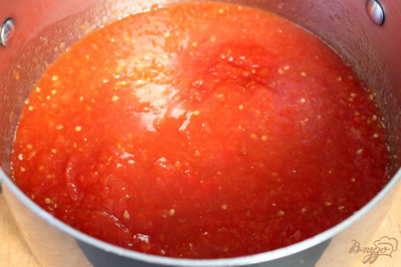 Фото приготовление рецепта: Печеные баклажаны в томате с перцем и чесноком шаг №2