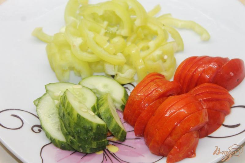 Фото приготовление рецепта: Шаурма с овощами и телятиной шаг №1