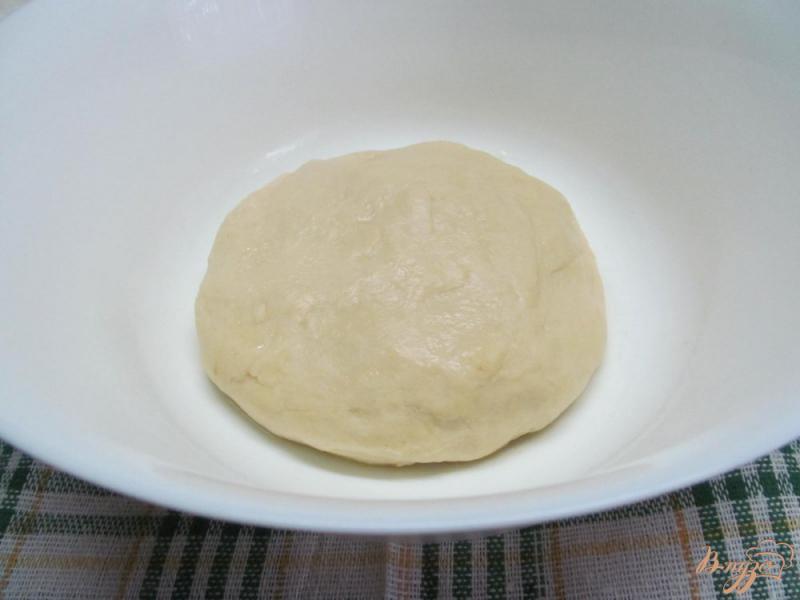 Фото приготовление рецепта: Тесто на кефире для булочек шаг №6