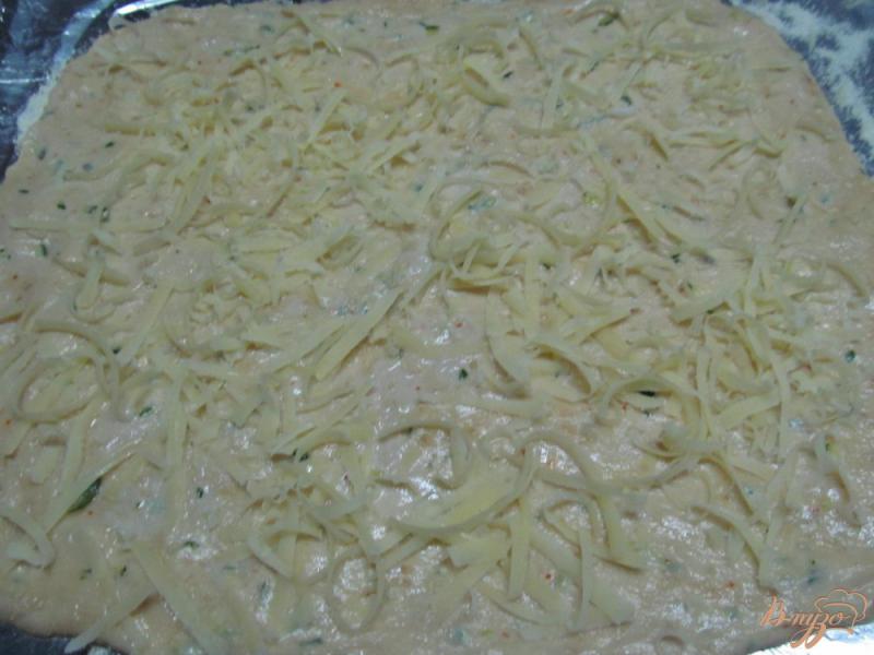 Фото приготовление рецепта: Картофельная пицца на кабачковом тесте шаг №6