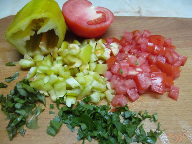 Фото приготовление рецепта: Горячие бутерброды с овощами шаг №1