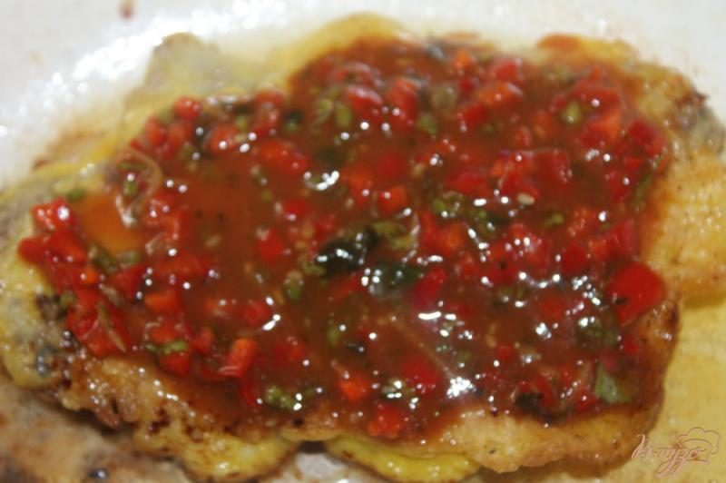 Фото приготовление рецепта: Утиная отбивная с вялеными томатами и соусом шаг №7