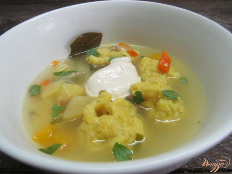 Фото приготовление рецепта: Суп с клецками из пшена и чеснока шаг №6