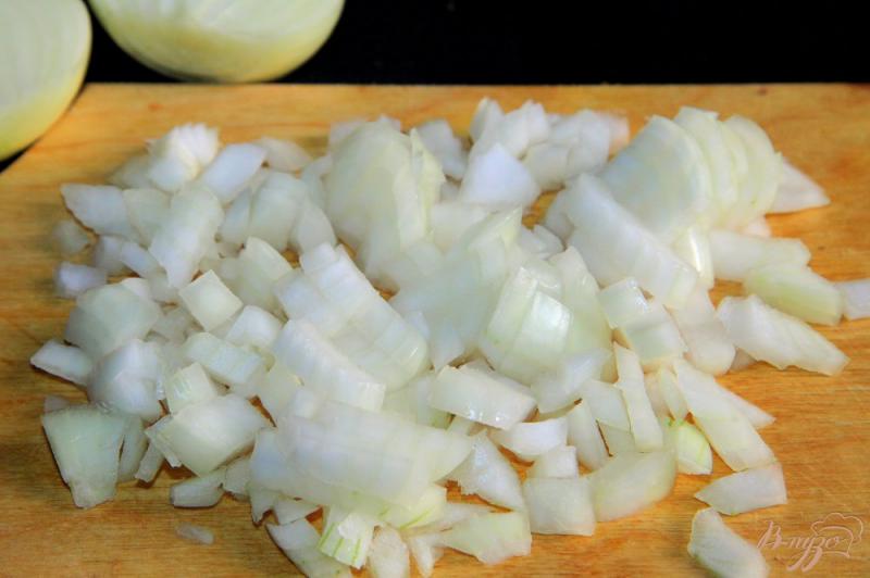 Фото приготовление рецепта: Салат из баклажанов с помидорами шаг №3