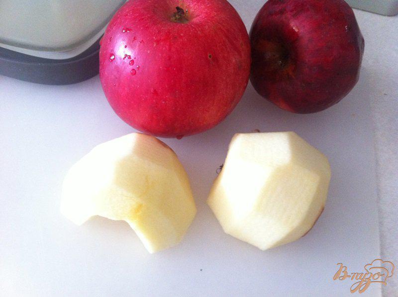 Фото приготовление рецепта: Конвертики с яблоками из лаваша шаг №1