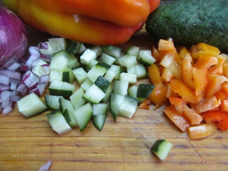 Фото приготовление рецепта: Овощной салат Шопский шаг №1