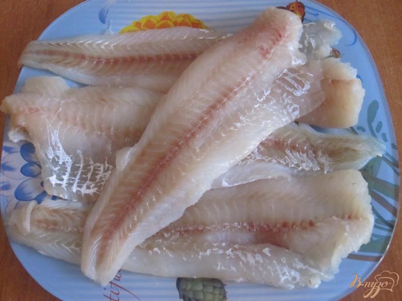 Фото приготовление рецепта: Филе белой рыбы в фольге шаг №1