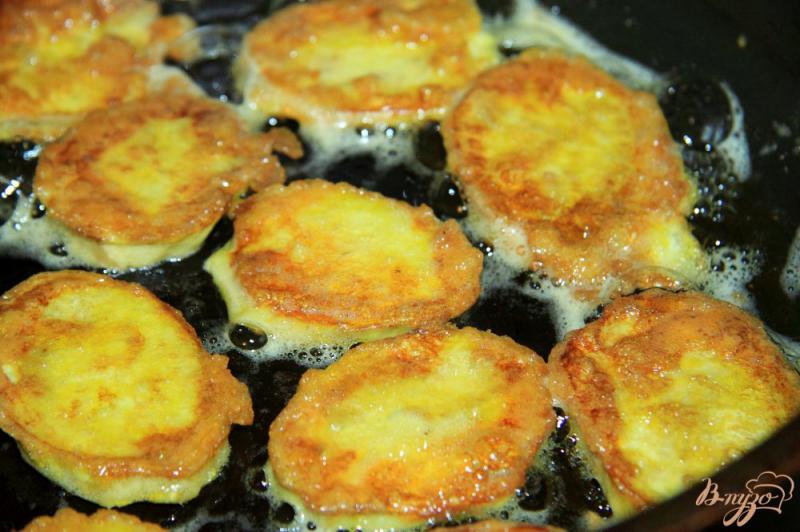 Фото приготовление рецепта: Закуска из баклажан с помидорами шаг №4