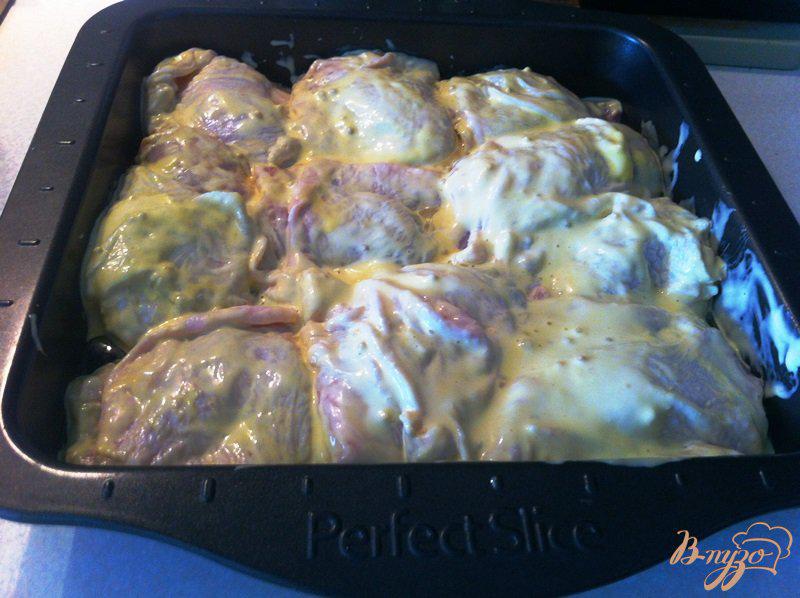 Фото приготовление рецепта: Куриные бедрышки в горчичном соусе шаг №4