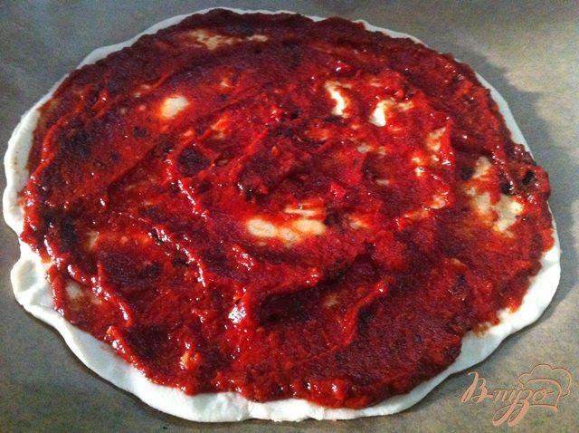 Фото приготовление рецепта: Пицца - цветок шаг №6