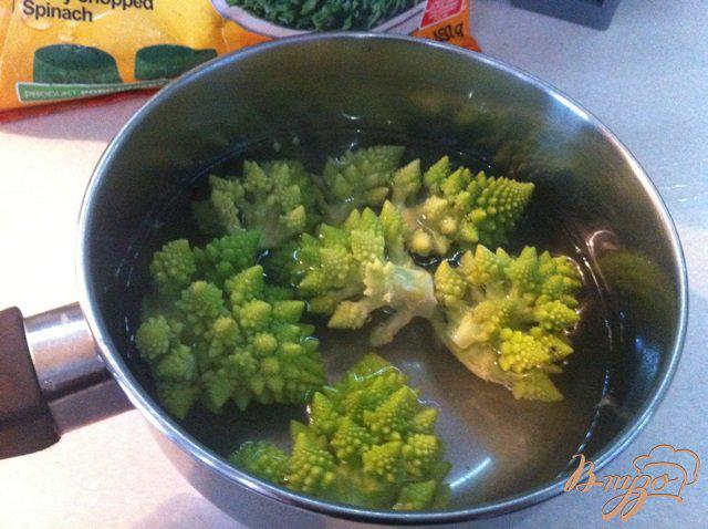 Фото приготовление рецепта: Суп-пюре овощной с рыбой шаг №3