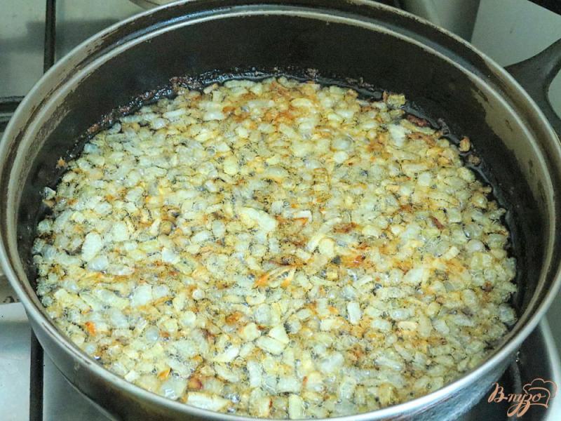 Фото приготовление рецепта: Пирожки  с мясом из теста рубленого в комбайне шаг №4