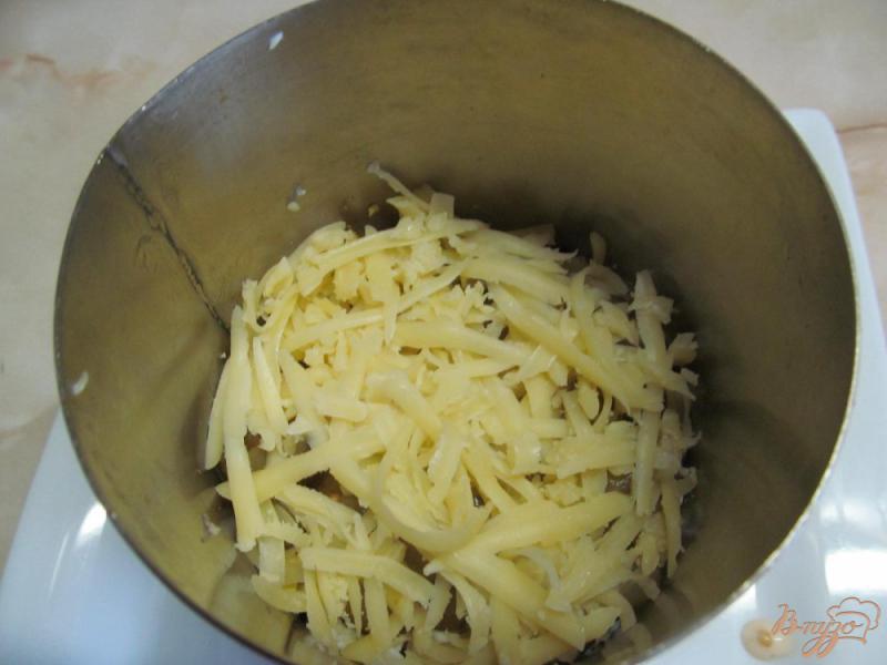 Фото приготовление рецепта: Салат из свиного языка с рисом и свеклой шаг №8