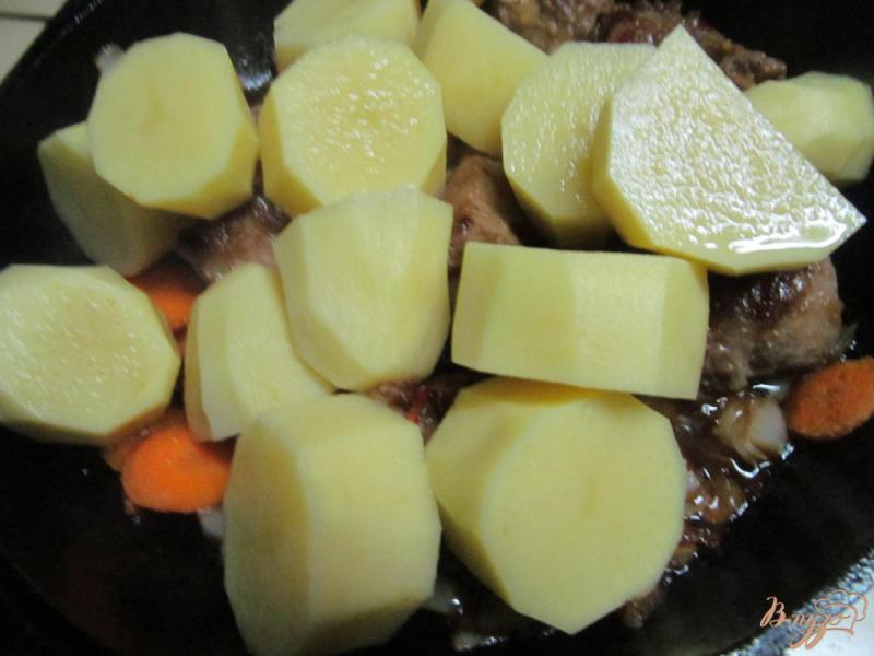 Фото приготовление рецепта: Маринованная свинина с овощами шаг №4