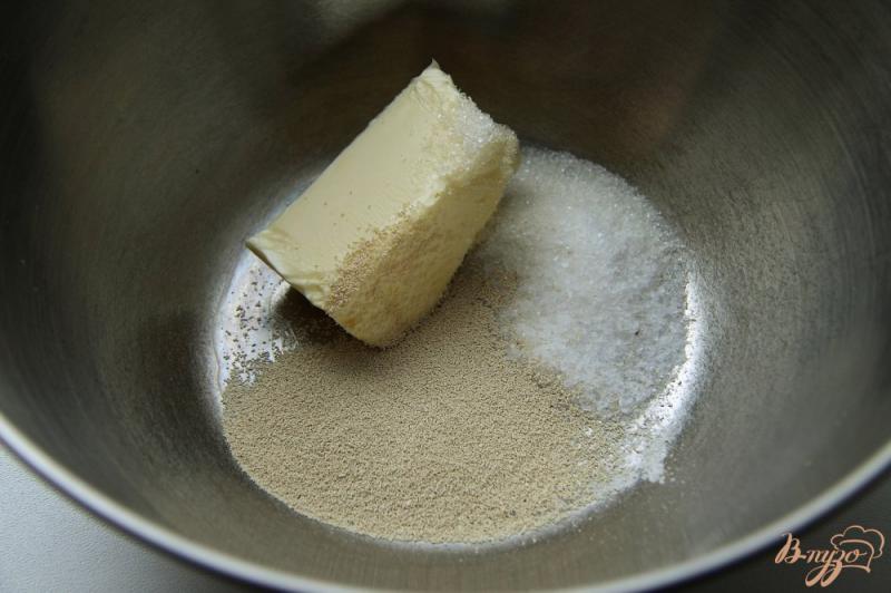 Фото приготовление рецепта: Картофельные булочки с кунжутом шаг №1