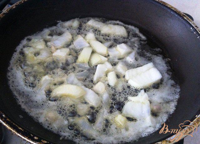 Фото приготовление рецепта: Суп из цветной капусты с индейкой шаг №4