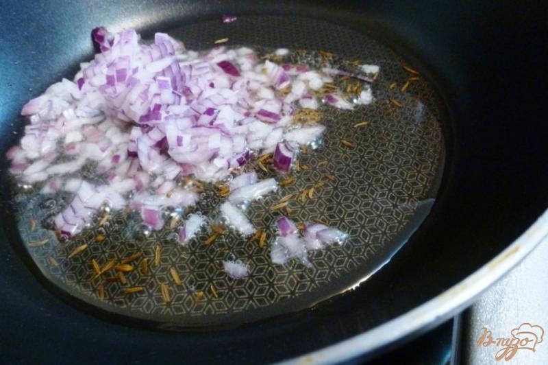 Фото приготовление рецепта: Баклажаны,фаршированные черным рисом,изюмом и брынзой шаг №1