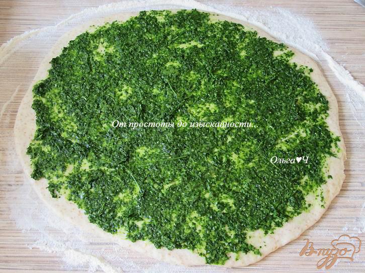 Фото приготовление рецепта: Чесночный хлеб с зеленью шаг №6