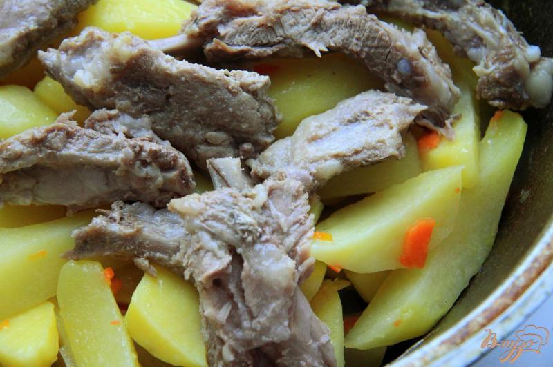 Фото приготовление рецепта: Манджа с картофелем и зеленой фасолью шаг №4