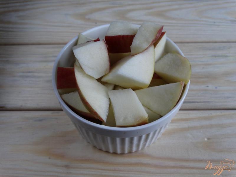 Фото приготовление рецепта: Яблочно-кизиловый компот шаг №1