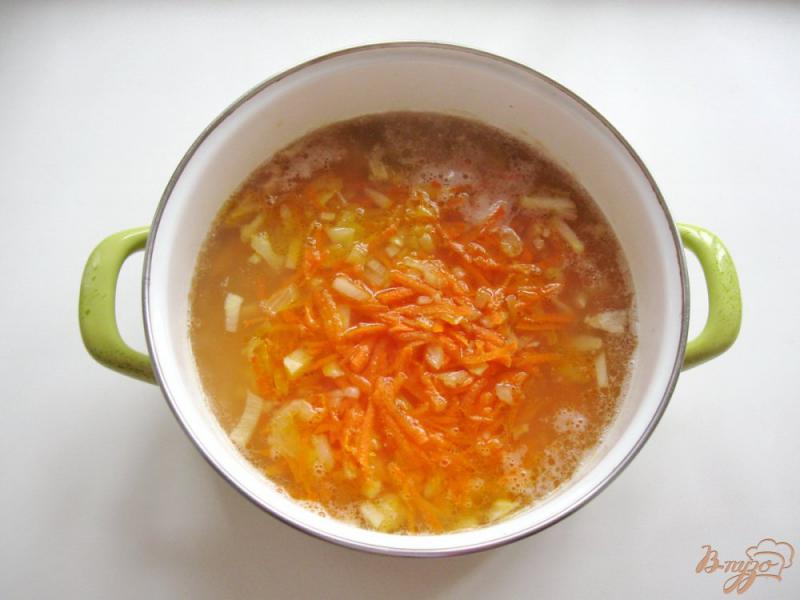 Фото приготовление рецепта: Гороховый суп с тыквой шаг №3