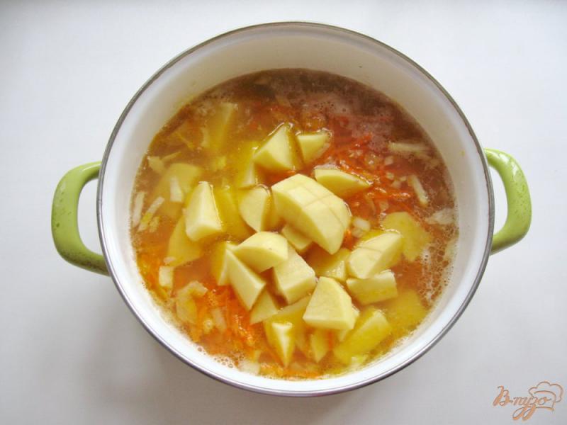 Фото приготовление рецепта: Гороховый суп с тыквой шаг №4