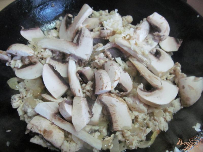 Фото приготовление рецепта: Рубленная курица с кус-кусом шаг №4