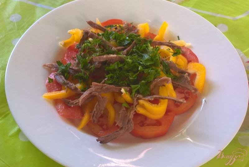 Фото приготовление рецепта: Салат с говядиной и овощами шаг №4