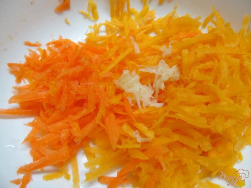 Фото приготовление рецепта: Морковный салат с тыквой шаг №1