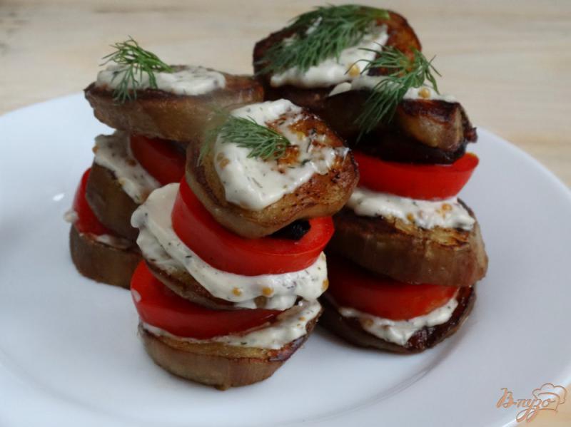 Фото приготовление рецепта: Закуска с баклажанами и грибами шаг №8