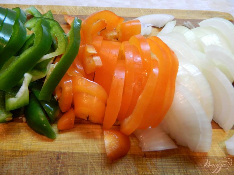 Фото приготовление рецепта: Овощное рагу с зеленым горошком шаг №1